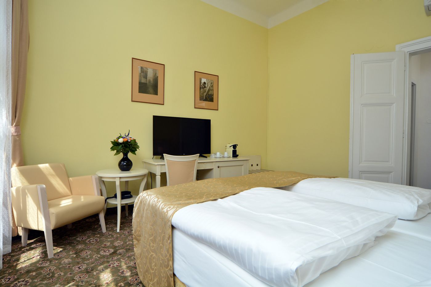 Metamorphis-Czech Republic-PRAGUE-General view-10