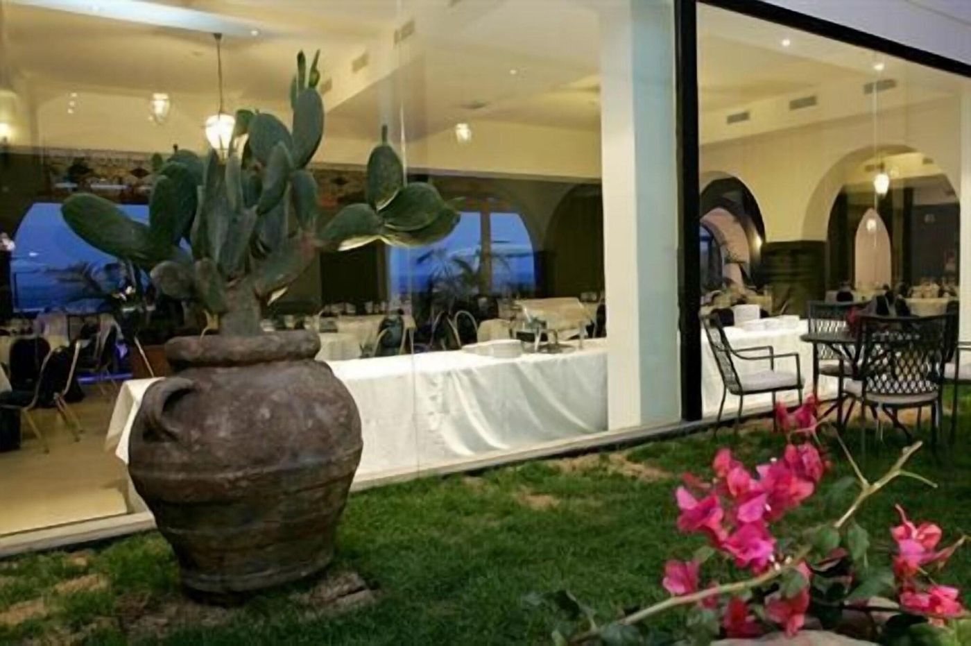 Santa-Tecla-Palace-General-view-46