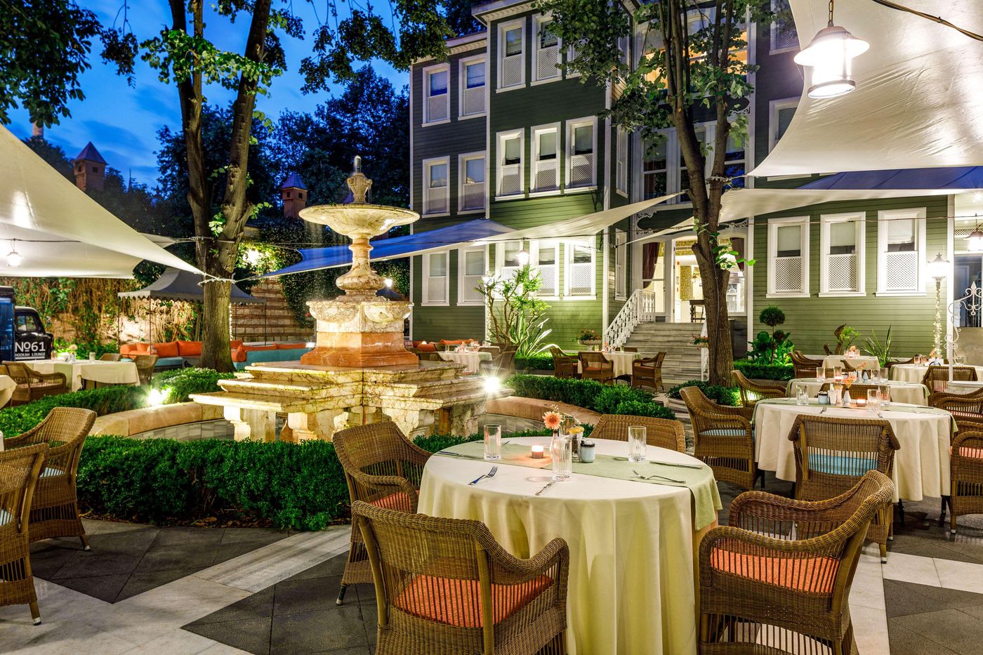 Hagia-Sofia-Mansions-Curio-Collection-by-Hilton-Room-65