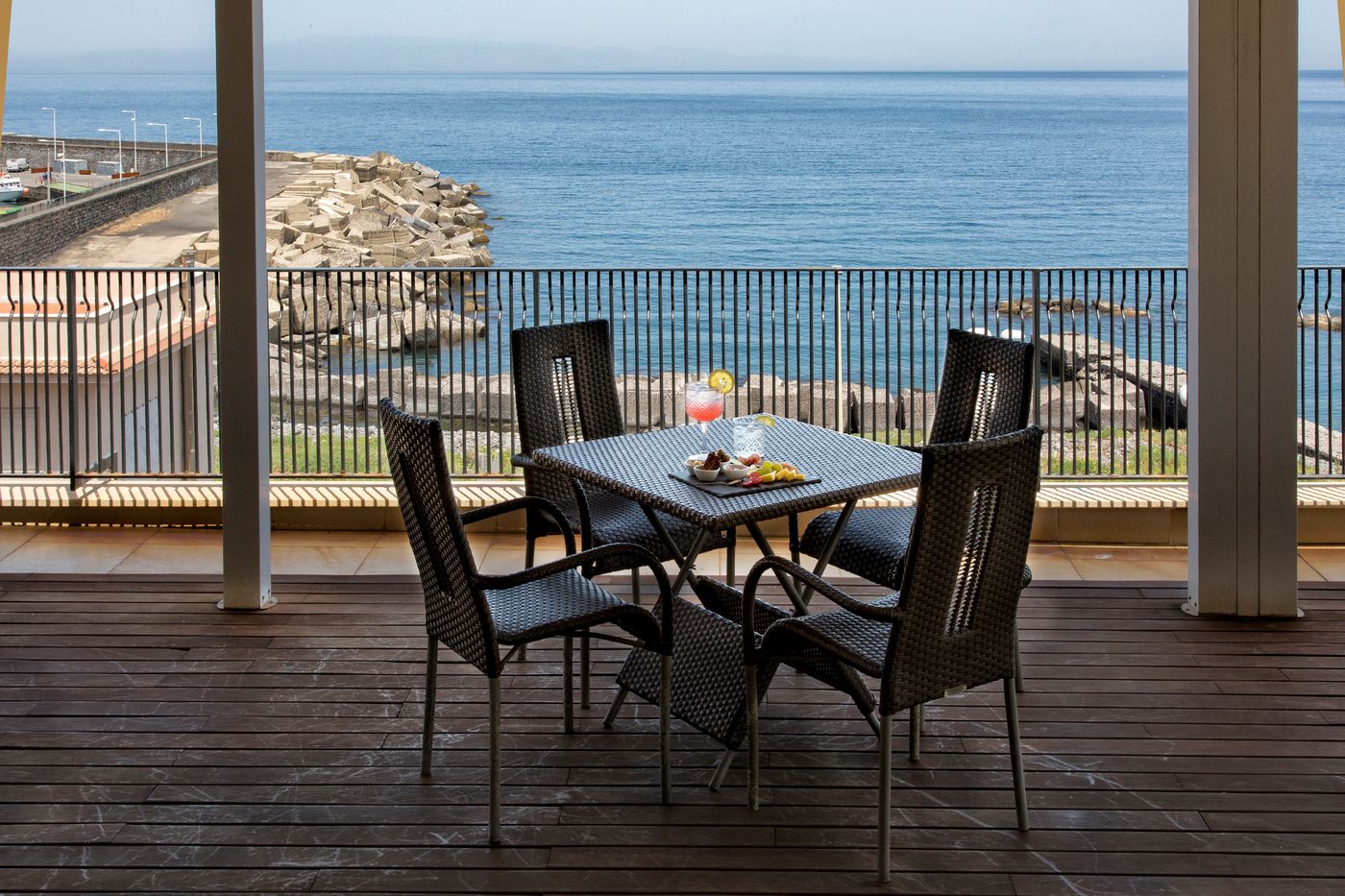 Grand-Hotel-Yachting-Palace-Terrace-18