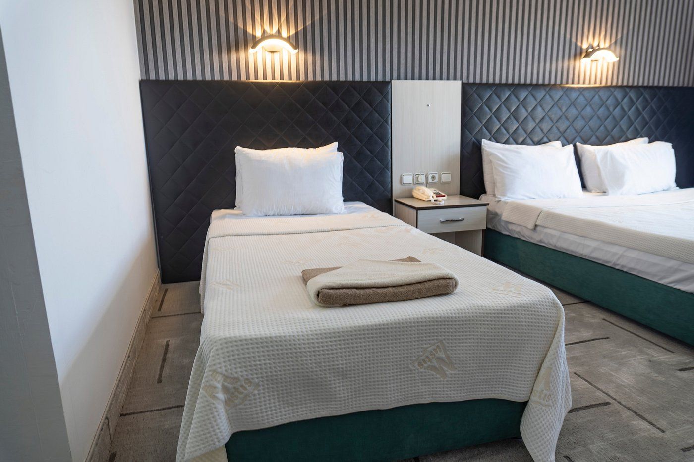 Mustis-Royal-Plaza-Room-21