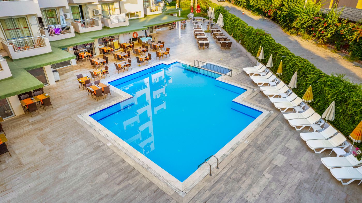 Viking-Nona-Beach-Pool-6