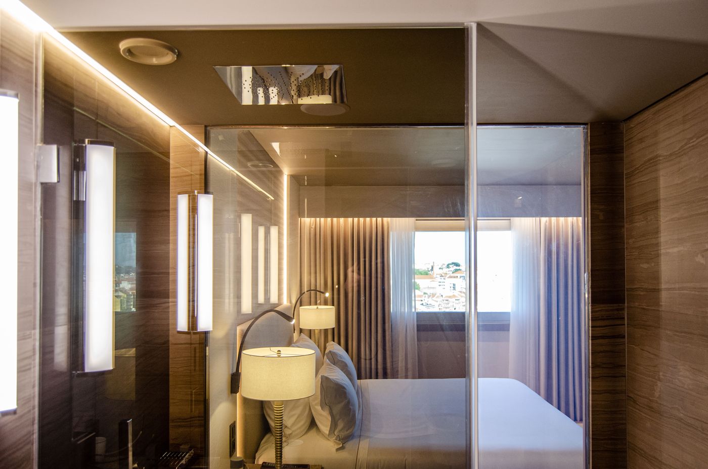 Epic-SANA-Marques-Room-42