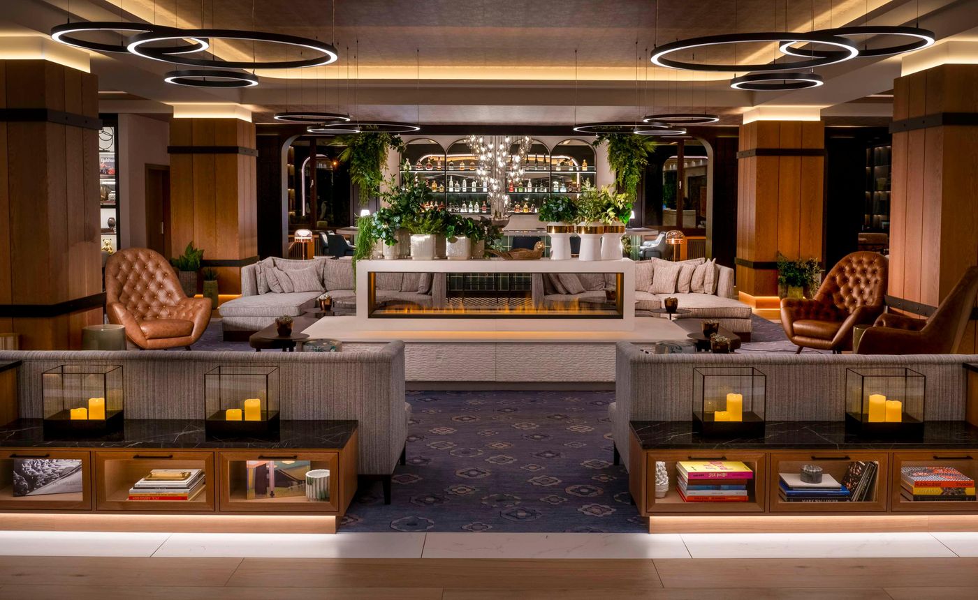 DoubleTree-by-Hilton-Berlin-Ku-damm-Lobby-17