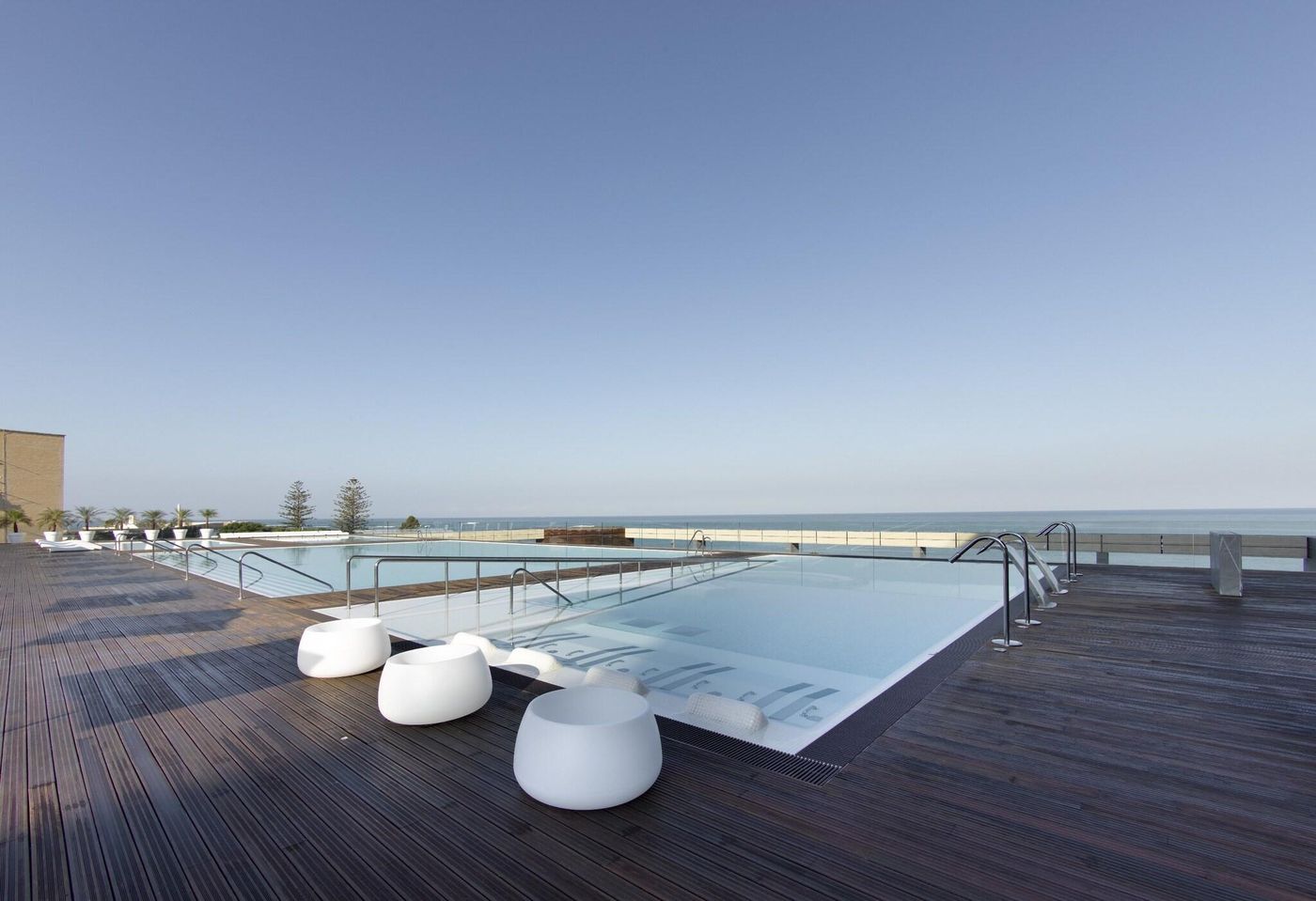 Parador-de-Cadiz-Atl----ntico-Pool-4