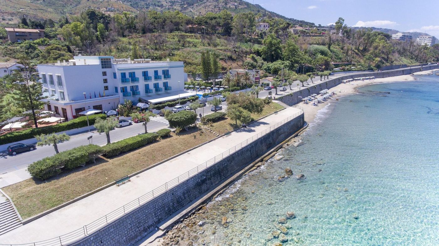 Hotel-Tourist-General-view-17