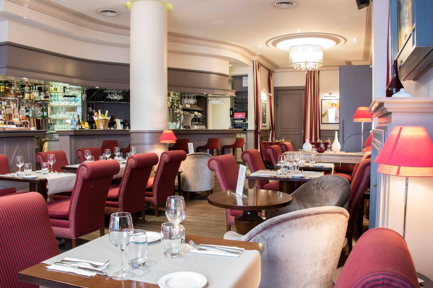 California Paris Champs-Elysees