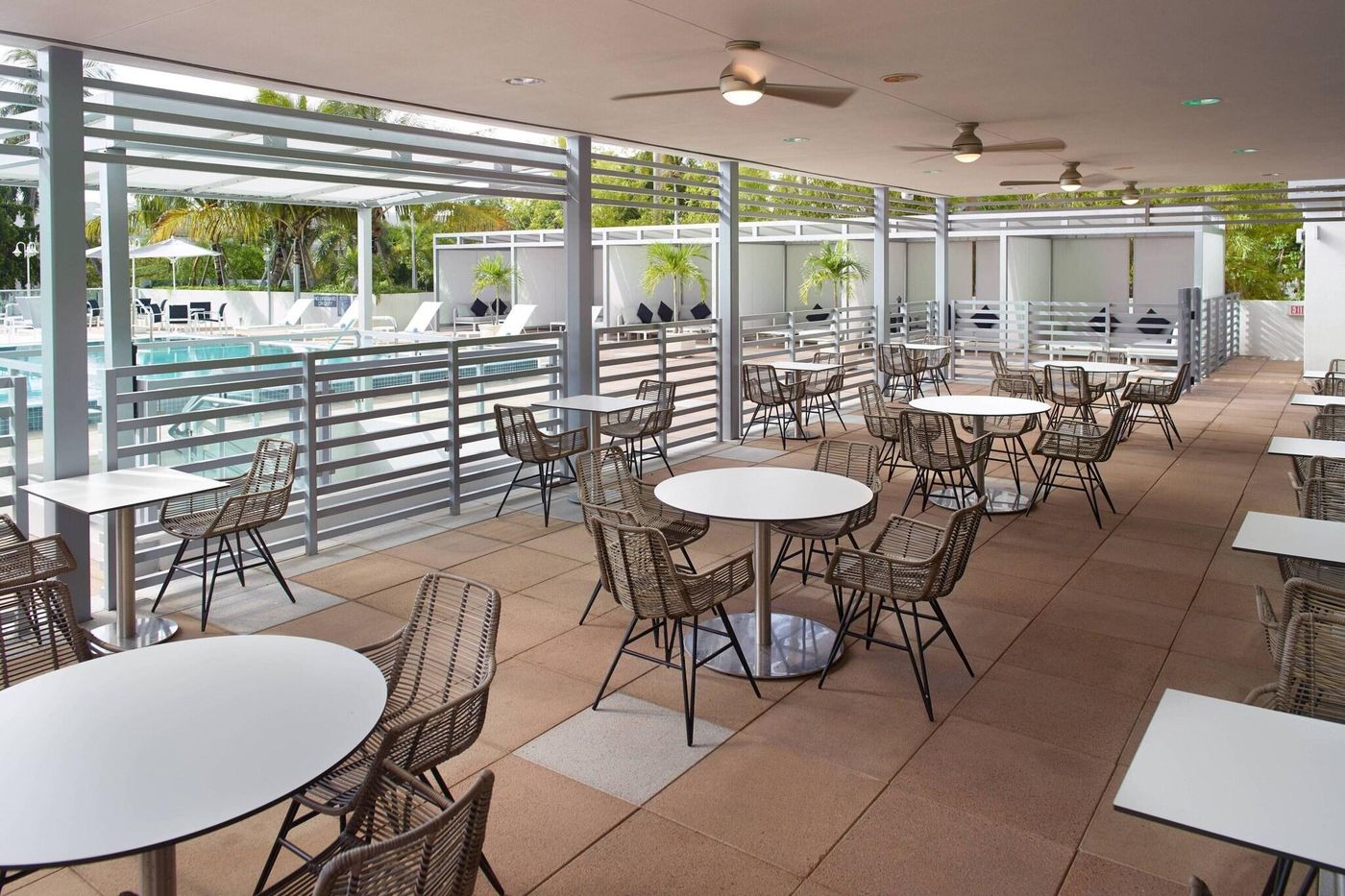 Courtyard By Marriott Miami Coconut Grove - United States - Miami - General view - 3