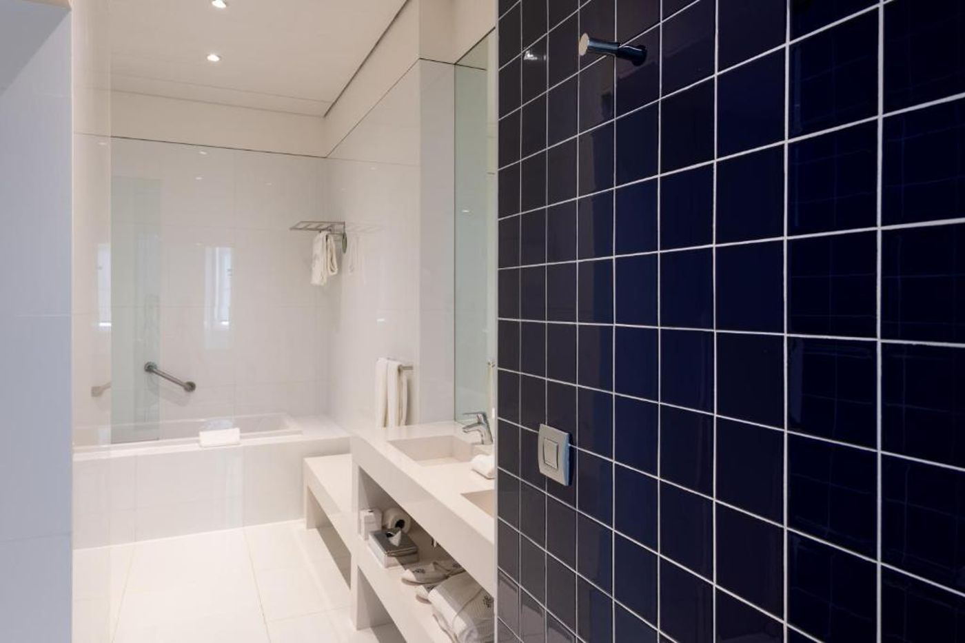 Portugal-Boutique-Hotel-Room-55