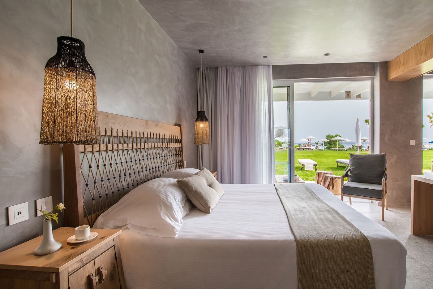 Grecian-Bay-Hotel-Room-27