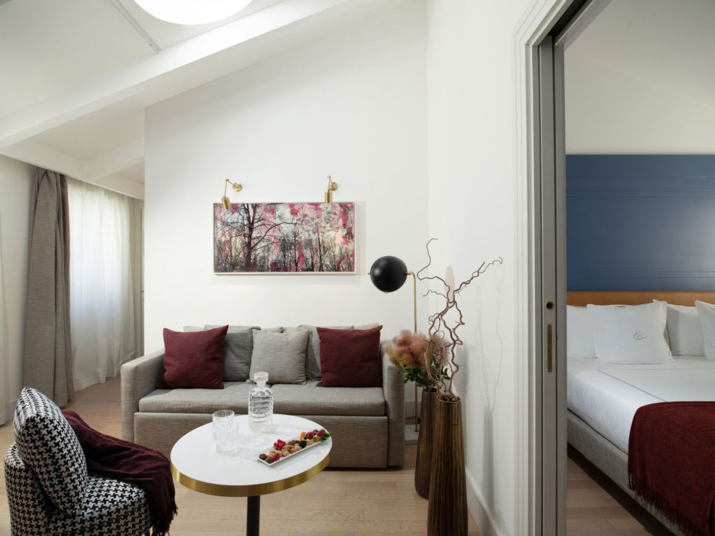 Elizabeth-Unique-Hotel-Room-29