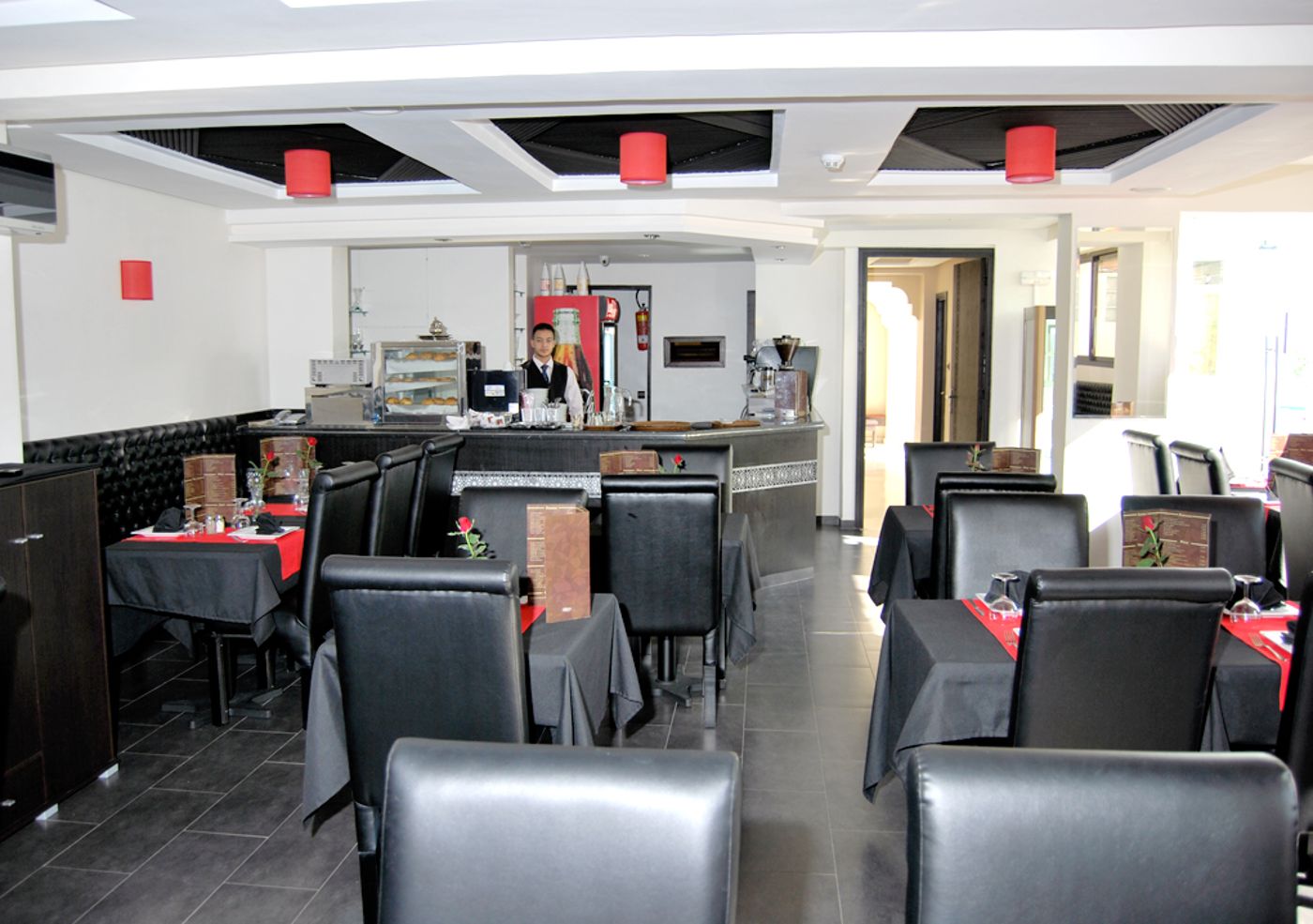 Suite-Hotel-Tilila-Bar-29