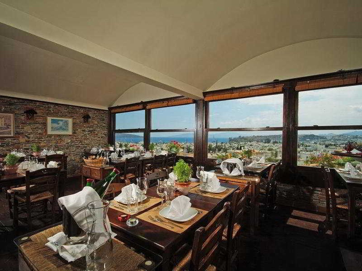 El-Vino-Hotel-Suites-Restaurant-27