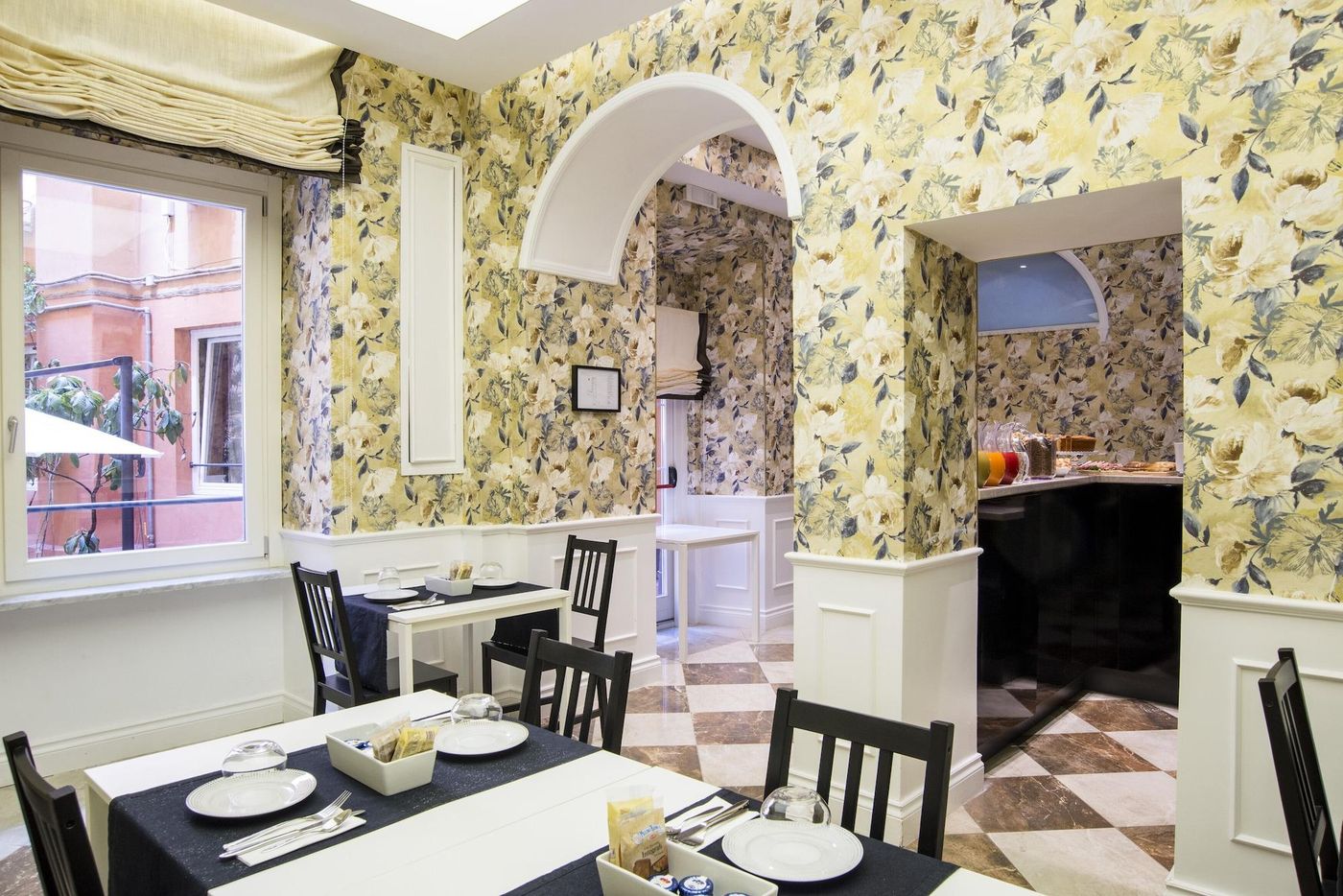 Via-Veneto-Suites-Restaurant-7