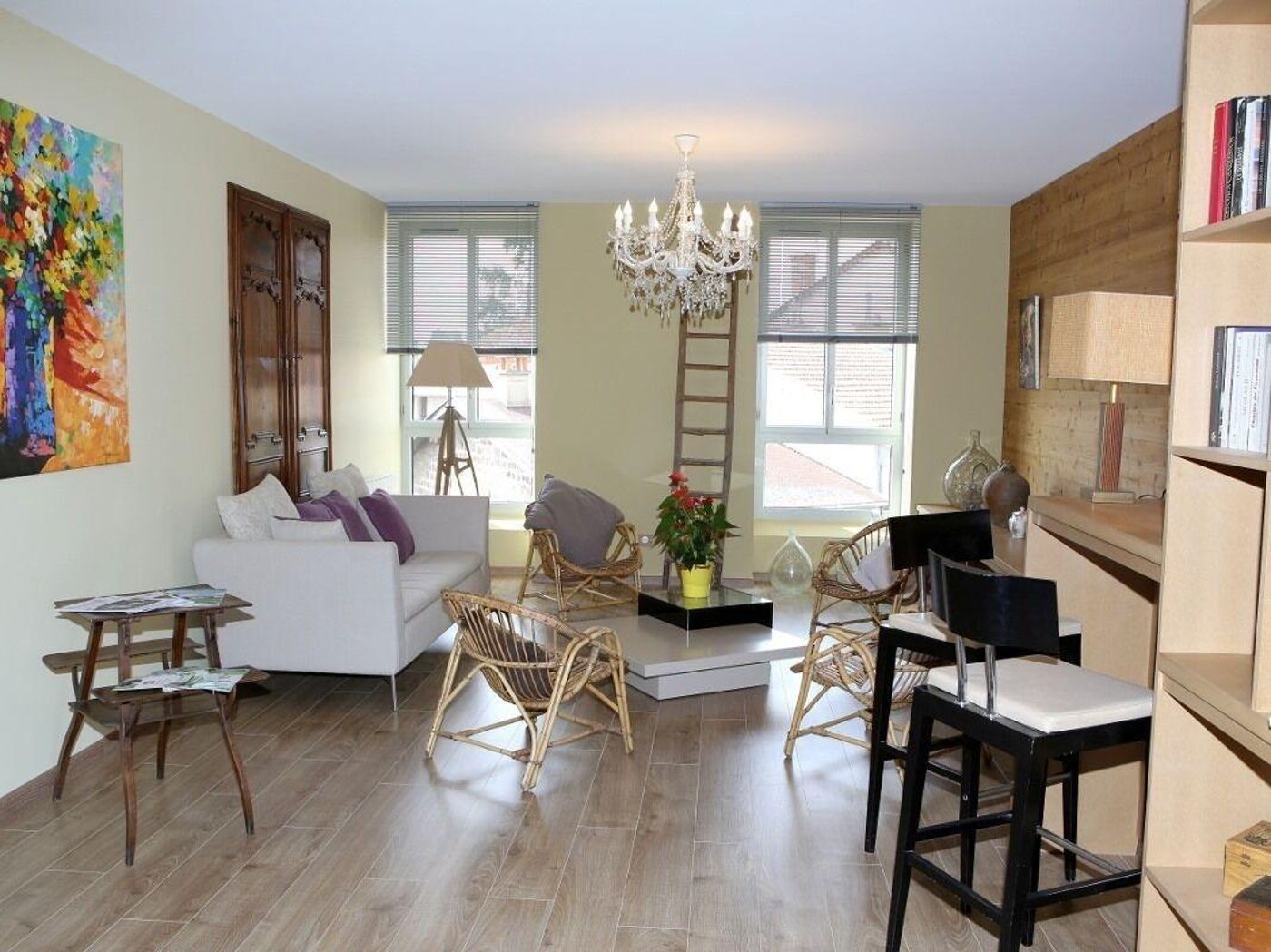 Aux Pierres Magiques - France - SAINT-LAURENT-DE-CHAMOUSSET - General view - 5