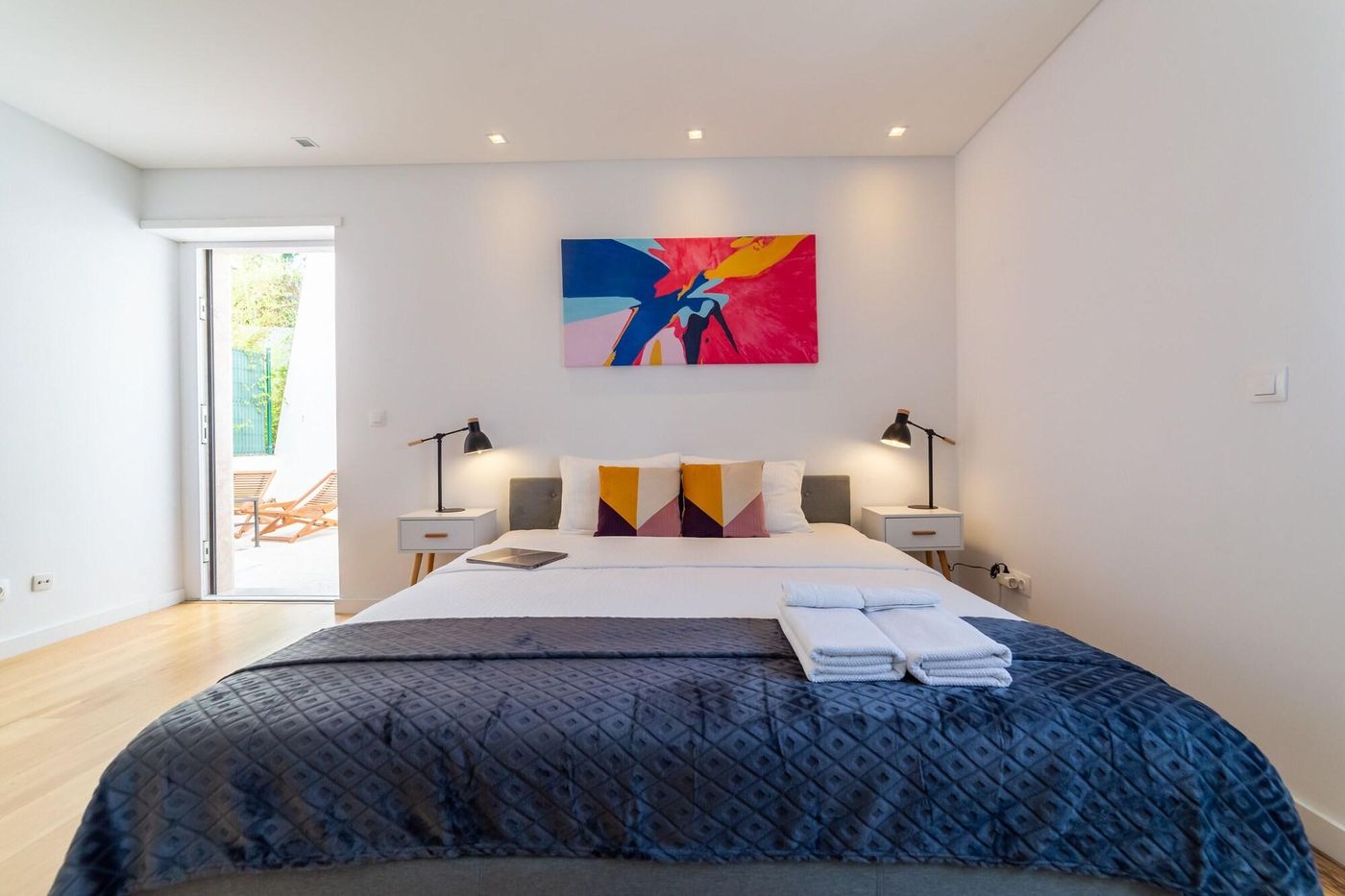 Industrial-Lisbon-Apartment---Adults-Only-Room-10