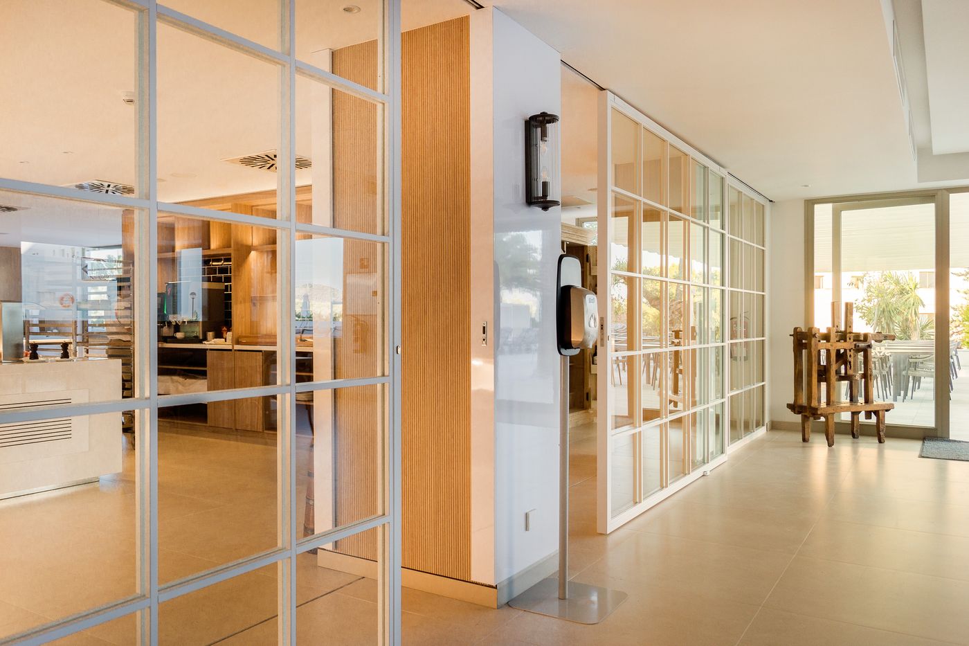 Tomir Portals Suites (Ola Aparthotel Tomir)