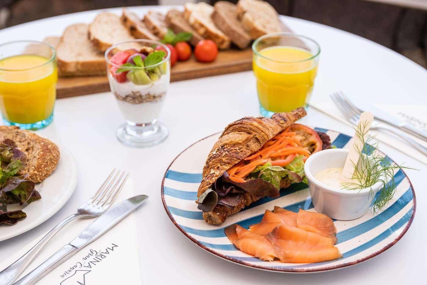 Marina-Suites-Restaurant-22