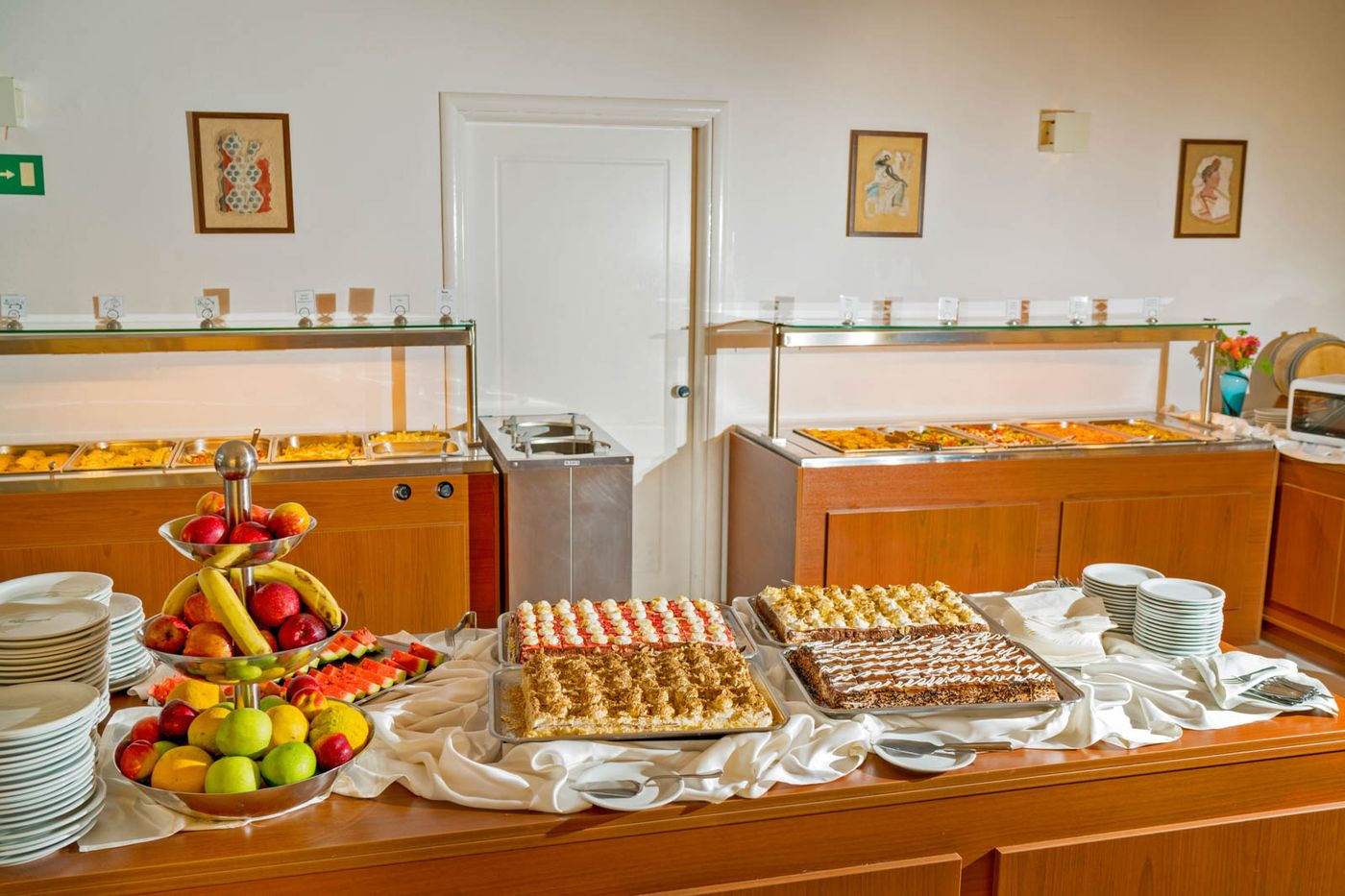 Delfina-Art-Restaurant-23