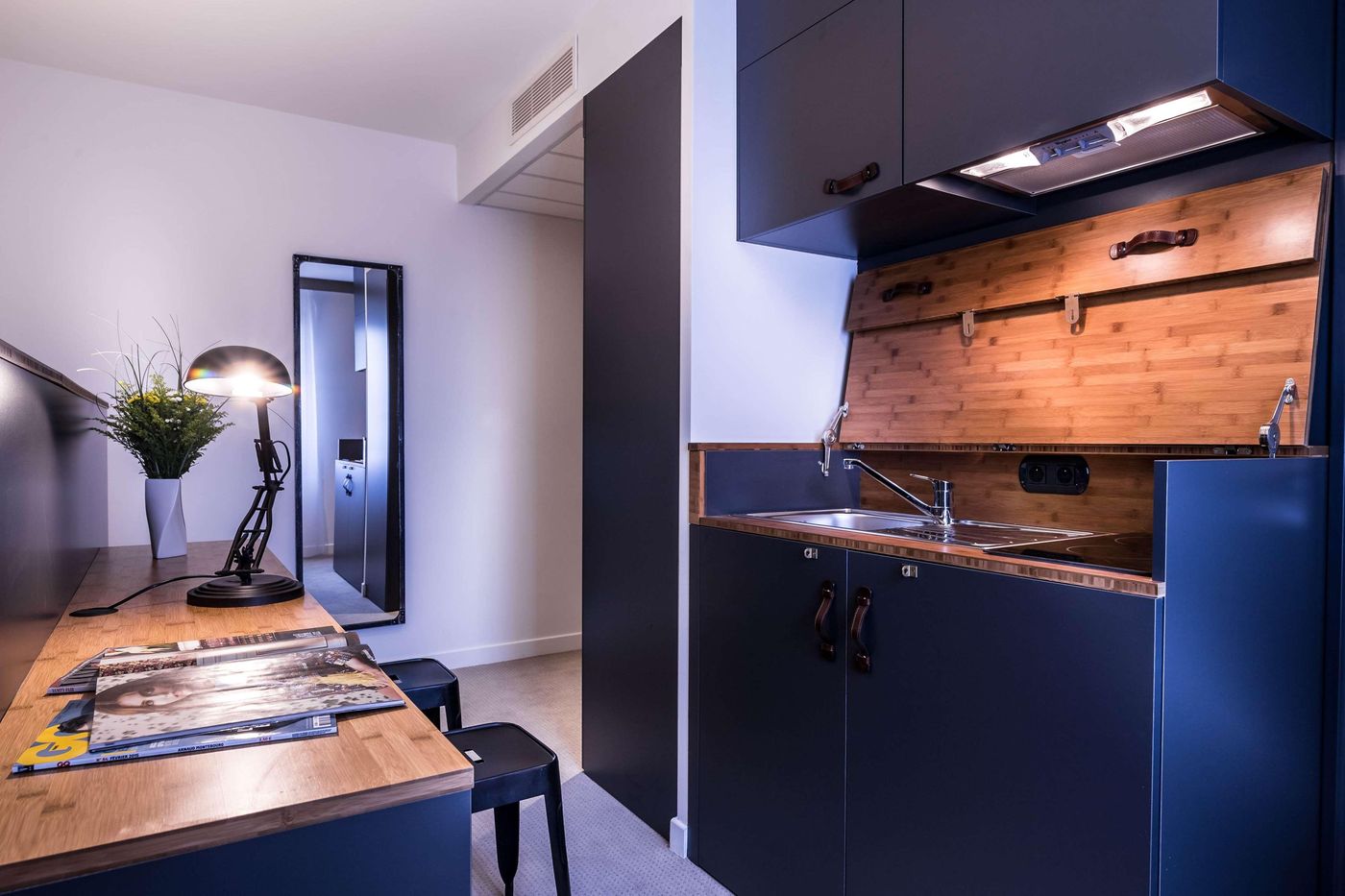 Best-Western-Plus-Suitcase-Paris-la-Defense-Room-39