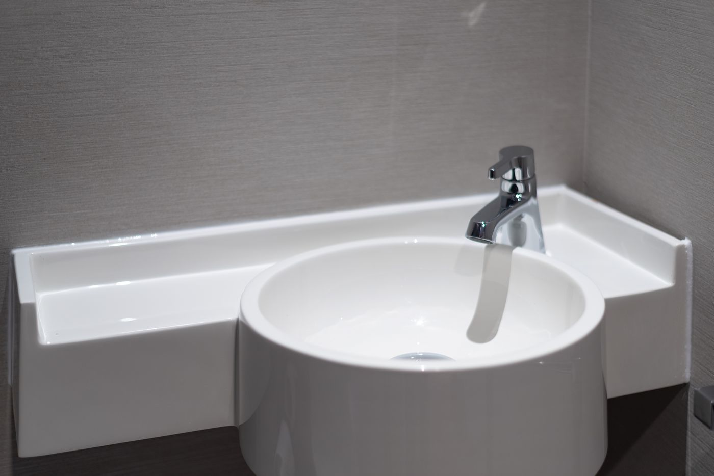 Hotel-Nikko-Bangkok-Room-46