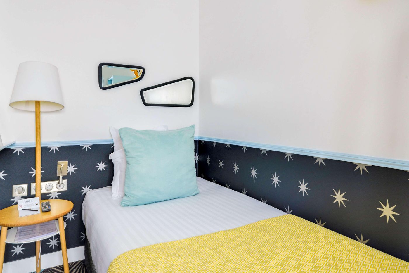 Augustin-Astotel-Room-36