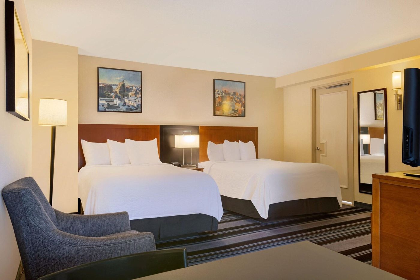 Residence-Inn-By-Marriott-New-York-Manhattan-Times-Square-Room-19