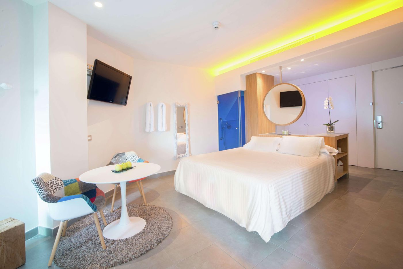 Higueron-Hotel-Malaga--Curio-Collection-by-Hilton---Adults-Recommended-Room-13