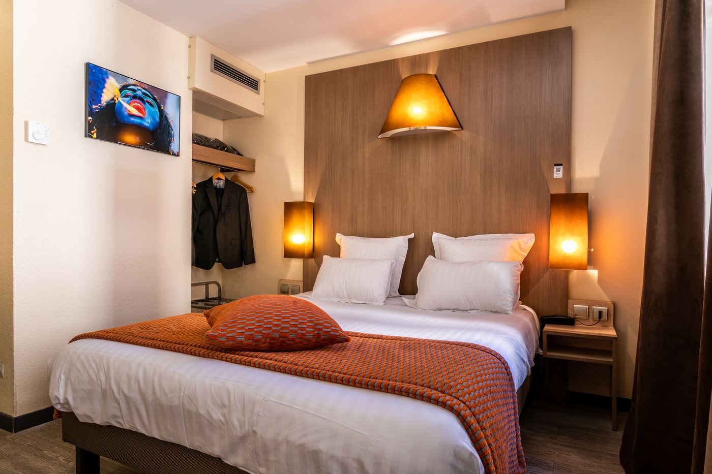 Carre Vieux Port-France-MARSEILLE-Room-7