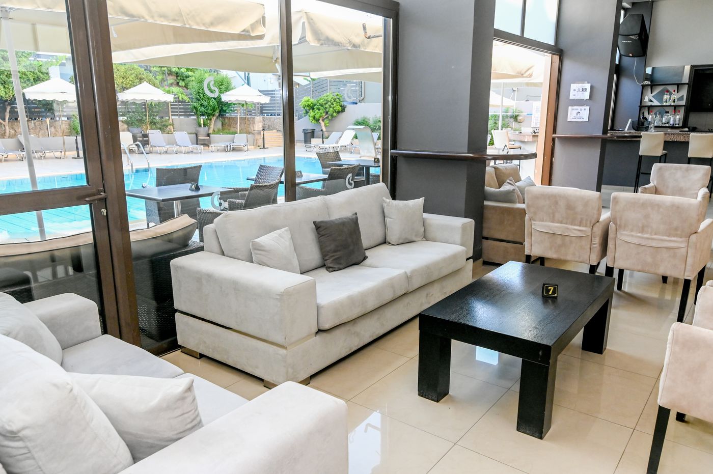 Saint-Constantin-Bar-20