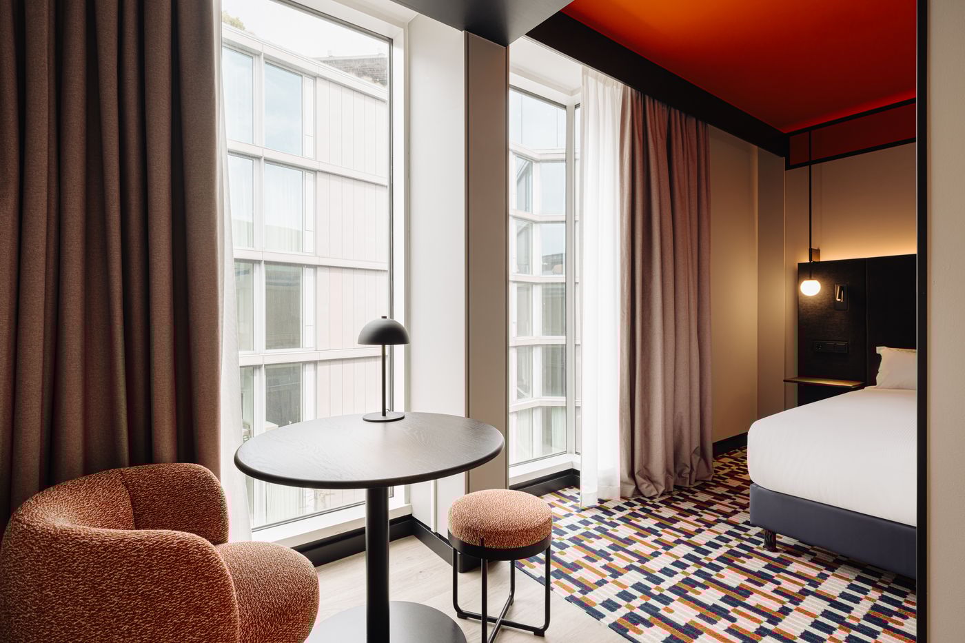 DoubleTree-by-Hilton-Amsterdam-Centraal-Station-Room-44