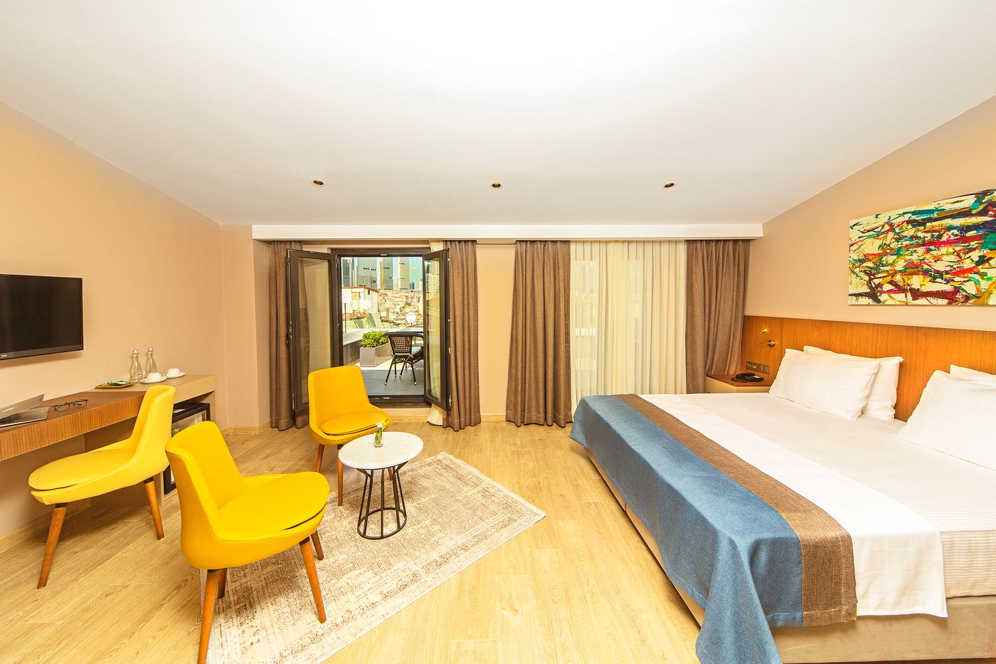 Redmont-Hotel-Nisantasi-Room-4