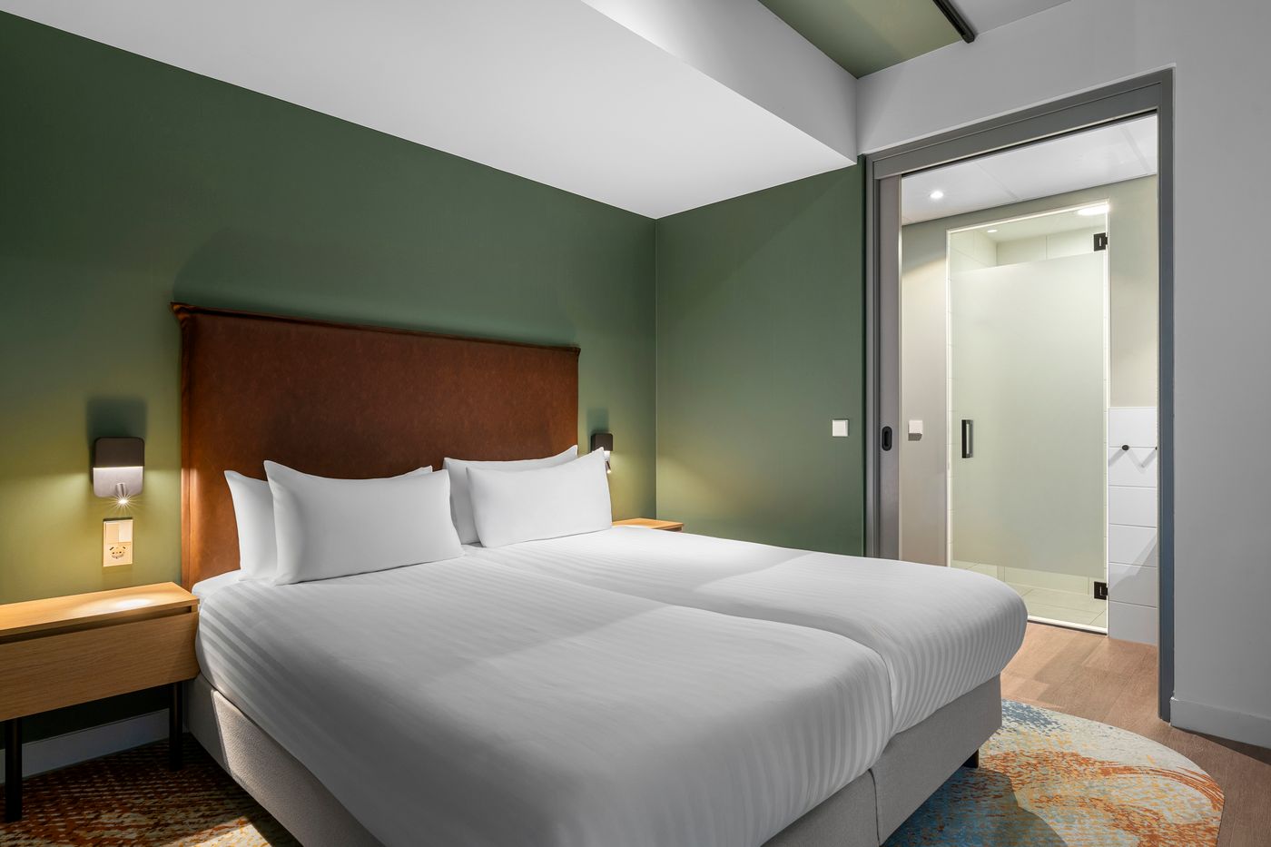 Corendon-Urban-Amsterdam-Schiphol-Airport-Room-22