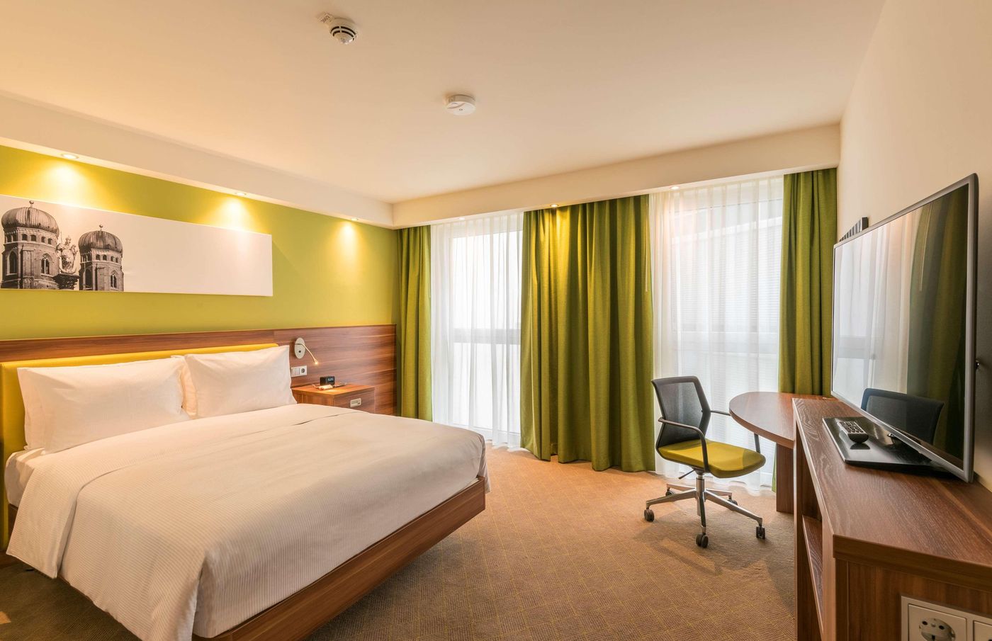 Hampton-by-Hilton-Munich-City-West-Room-15