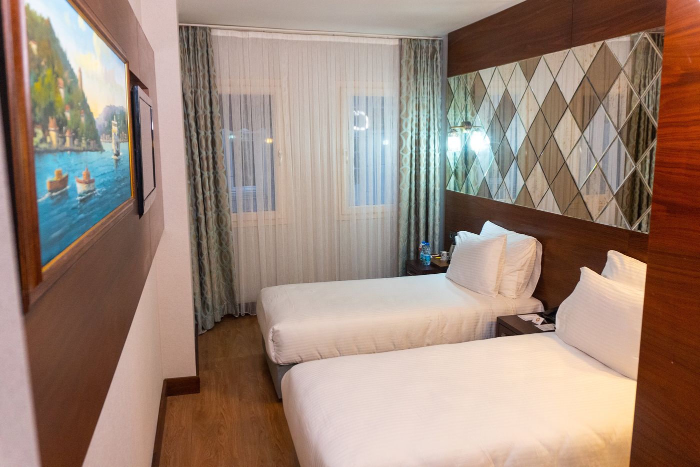 Long Stay Istanbul Hotel-Turkey-Beyoglu-Room-4