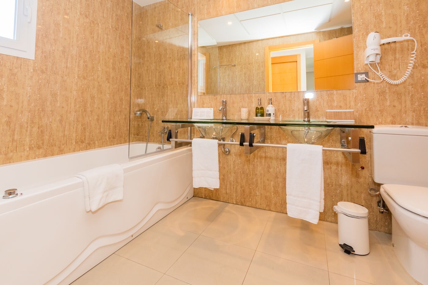 Cortijo-del-Mar-Resort-Room-52