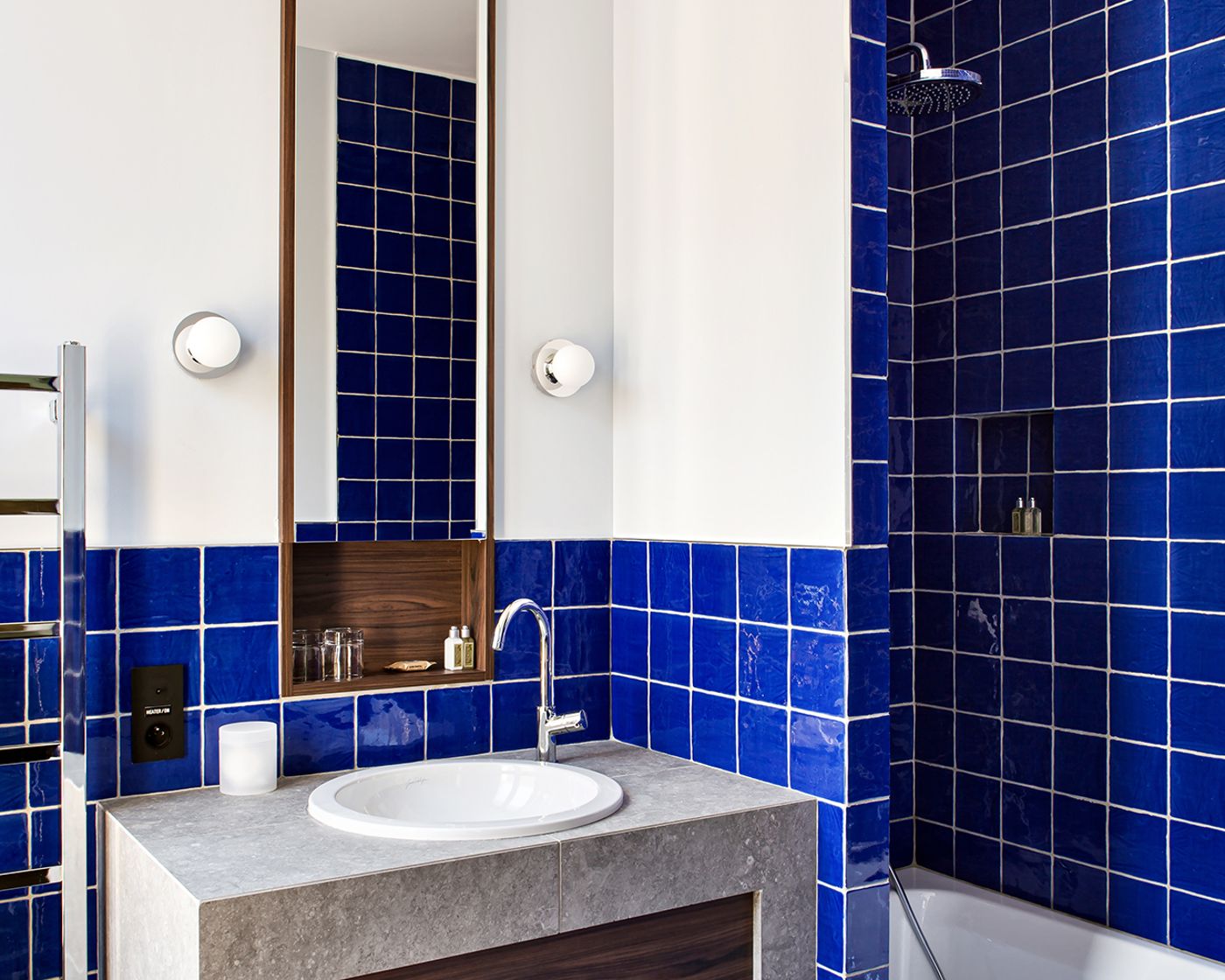 New Hotel Le Quai - Vieux Port-France-MARSEILLE-Room-10