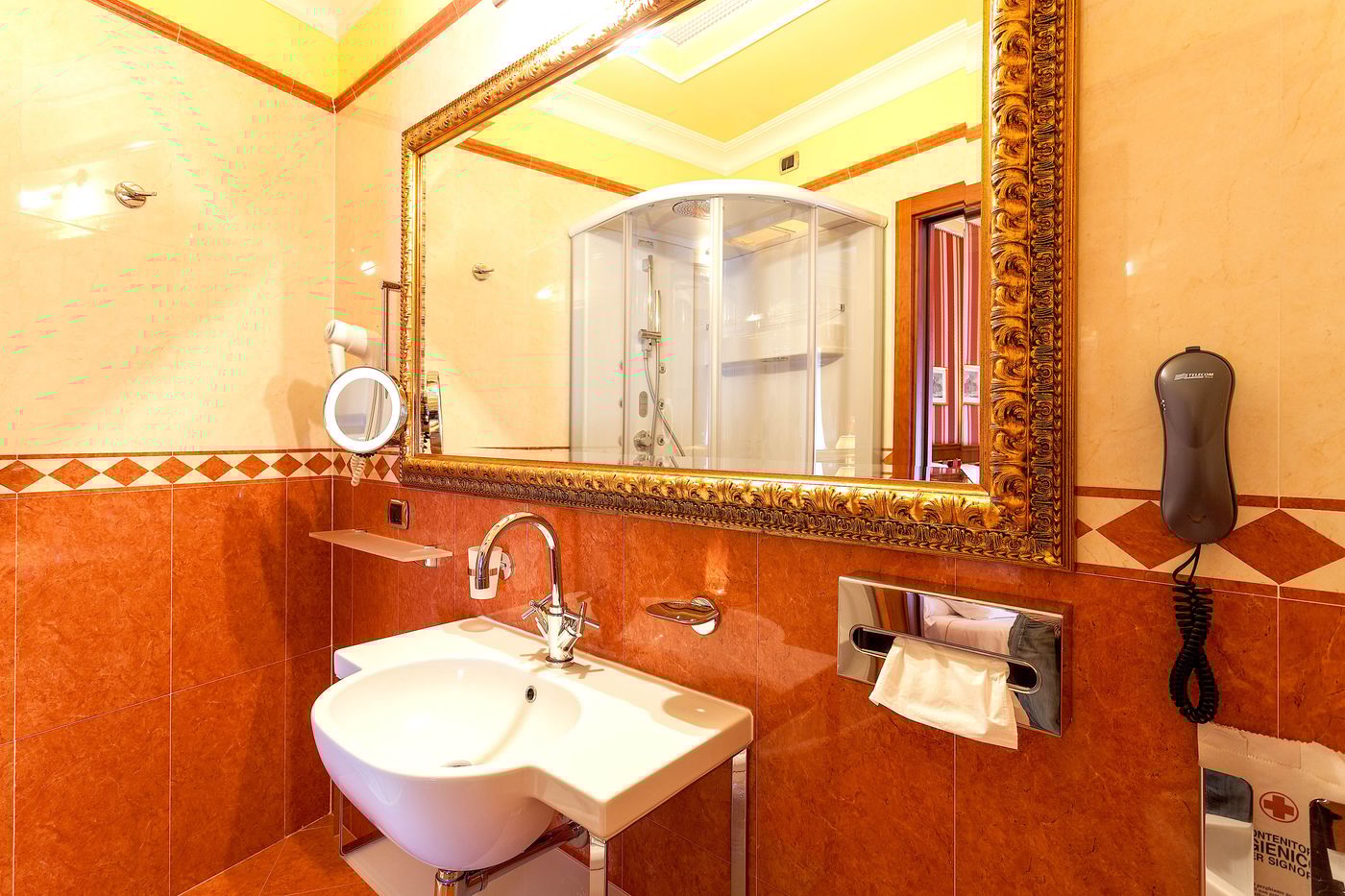 Hotel-Manfredi-Suite-In-Rome-Room-48