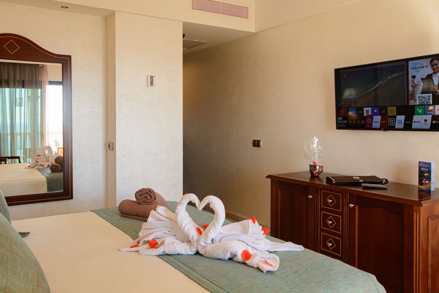 R2-Rio-Calma-Hotel-Room-30