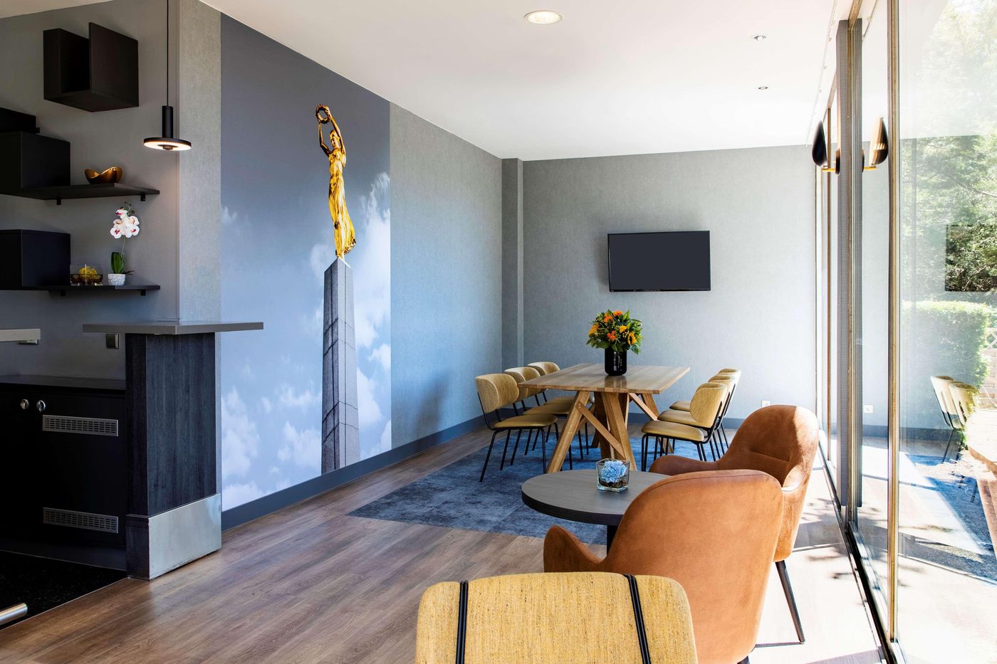 NH-Luxembourg-Airport-Bar-6