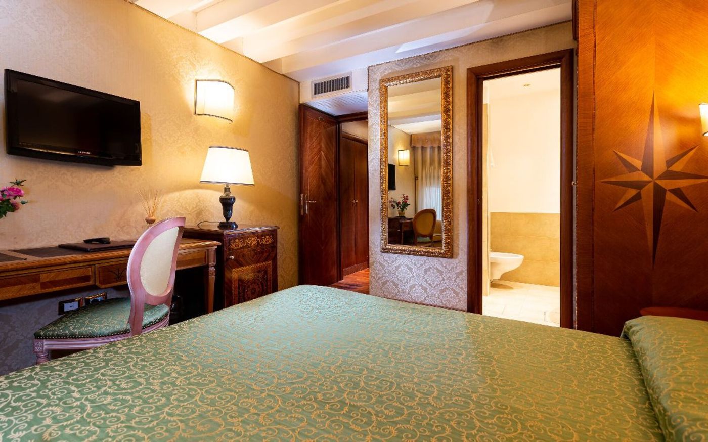 Ca--Marinella-Room-9