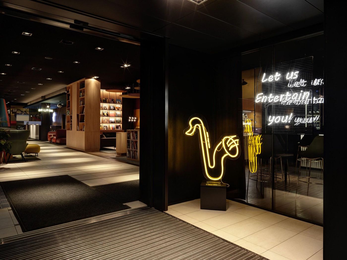 Holiday Inn Zurich Messe-Switzerland-ZURICH-General view-8