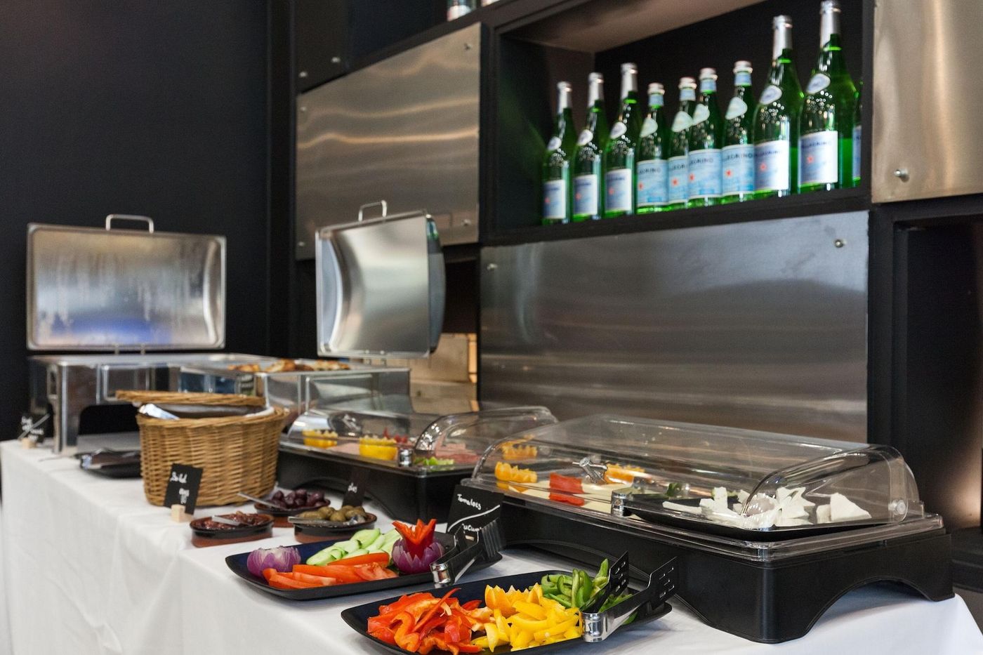 Trendy-By-Athens-Prime-Hotels-Restaurant-53