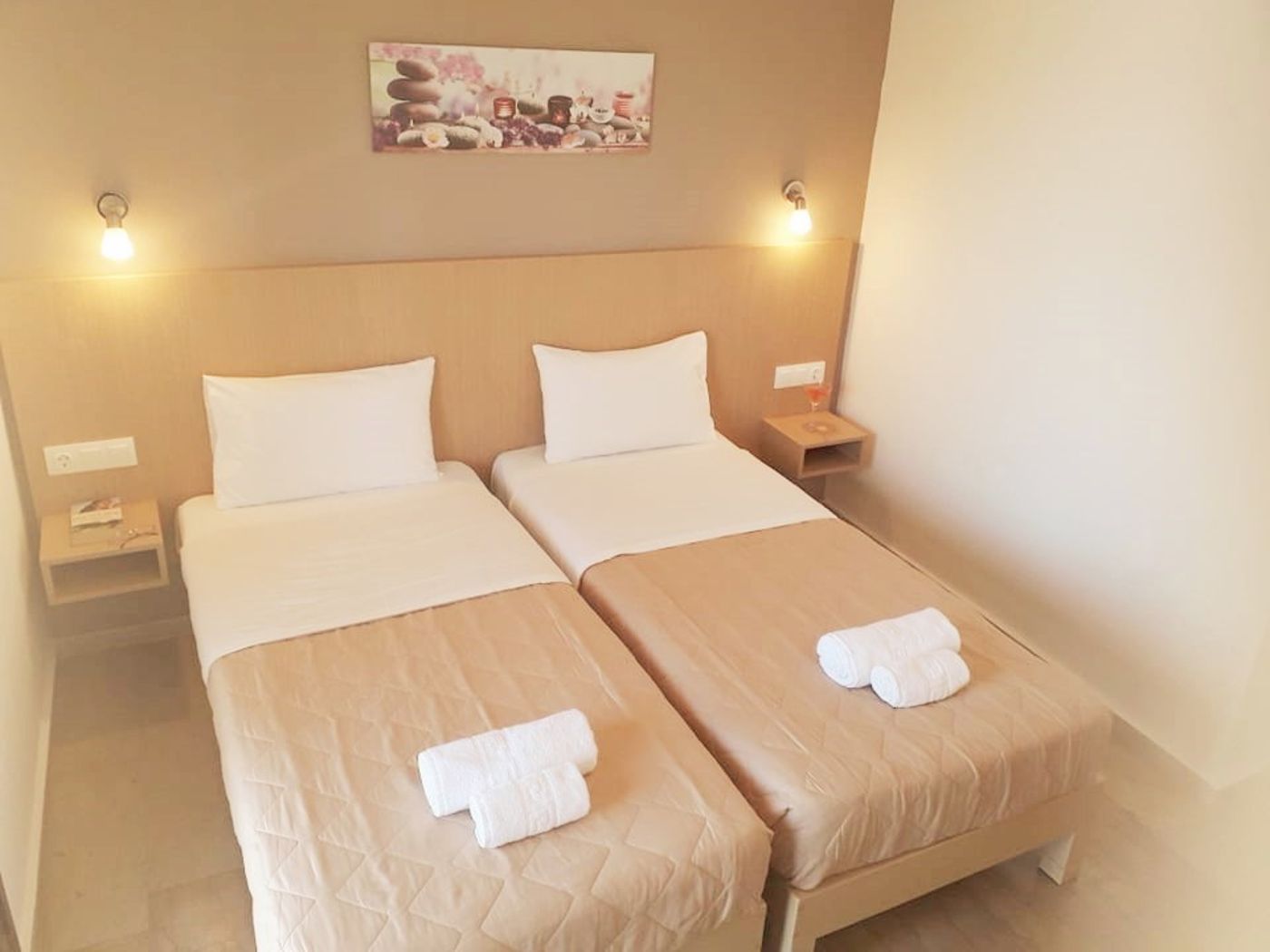 Lefkimi-Hotel-Room-23