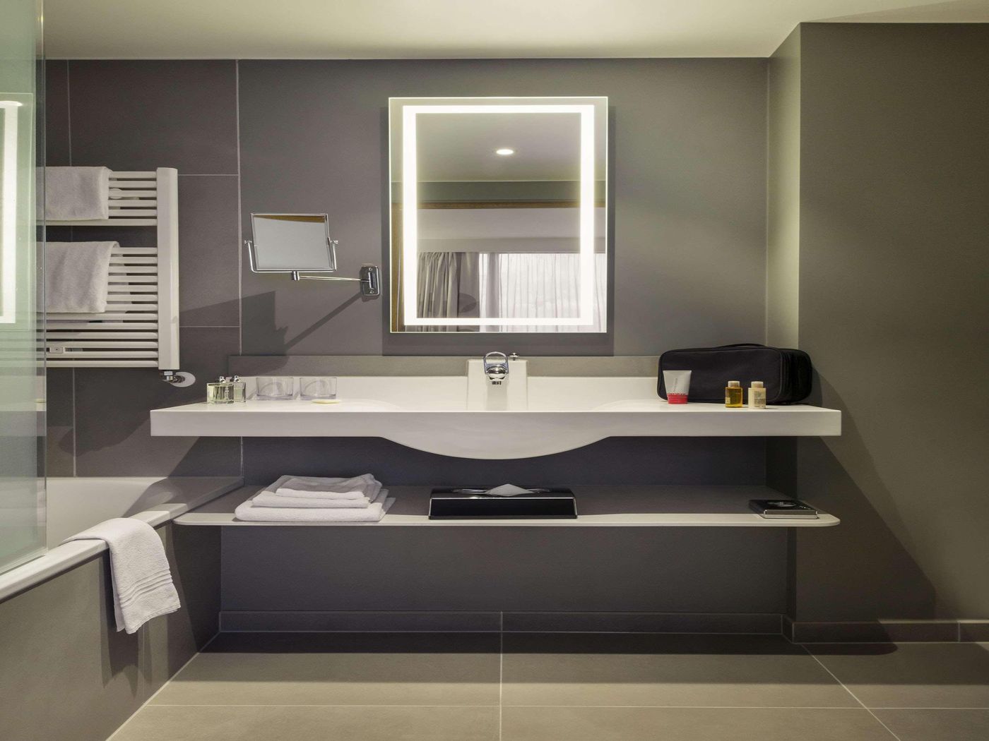 Novotel-Geneve-Centre-Room-21