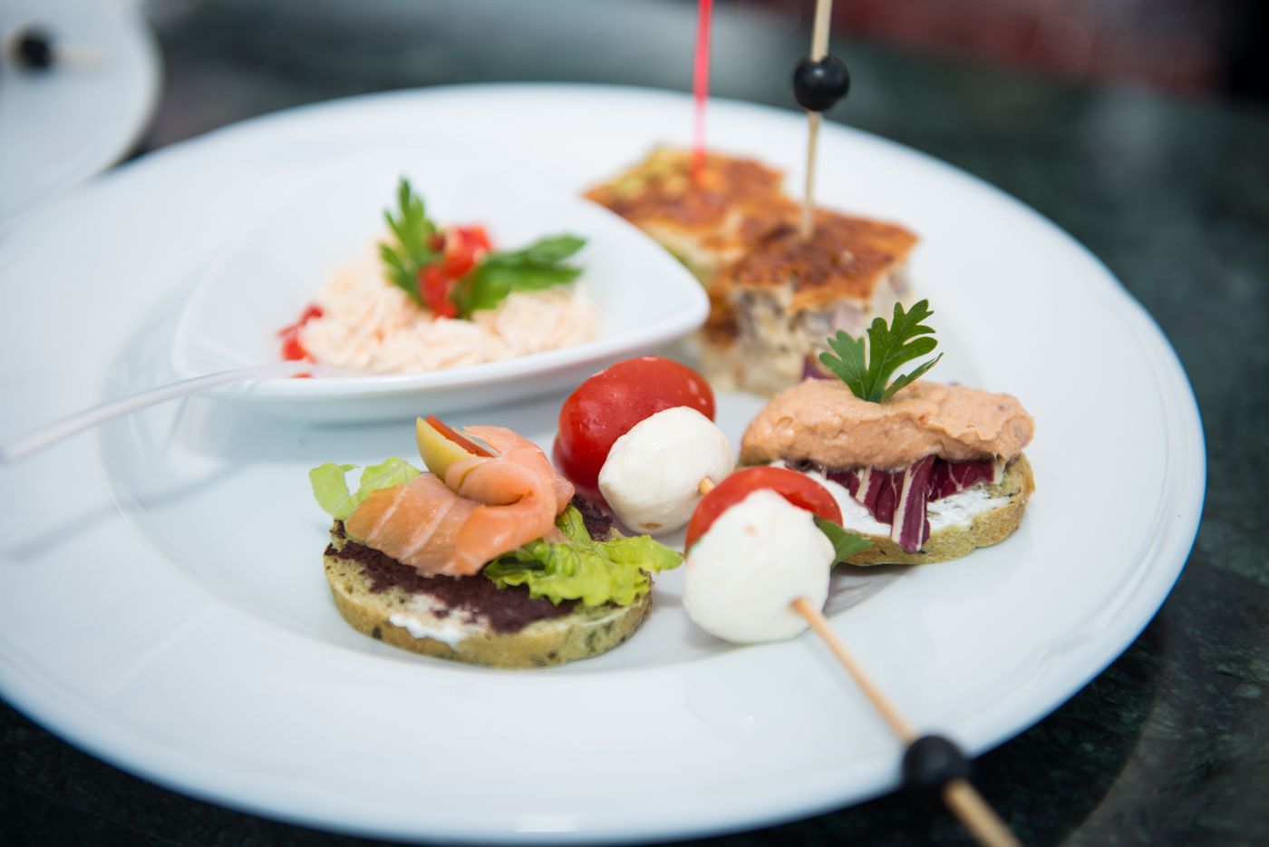 Phoenix Hotel-Croatia-ZAGREB-Restaurant-9