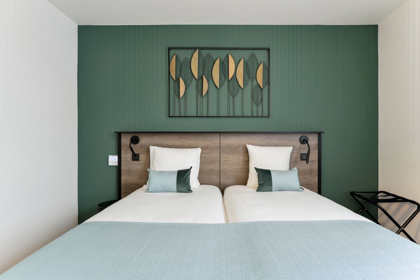 All-Suites-Noisy-Le-Grand-Room-22