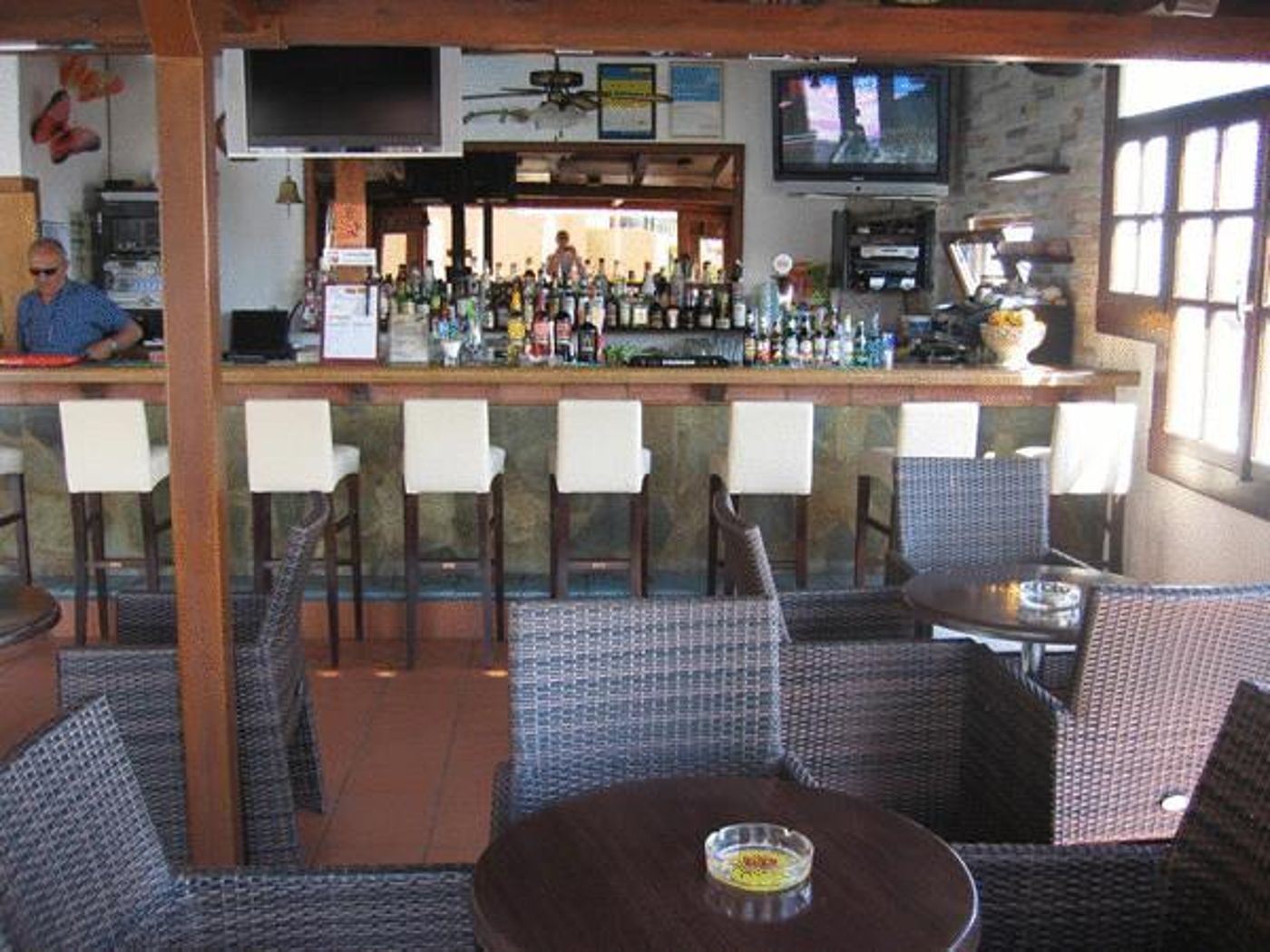 Sunrise Apartments - Koutouloufari