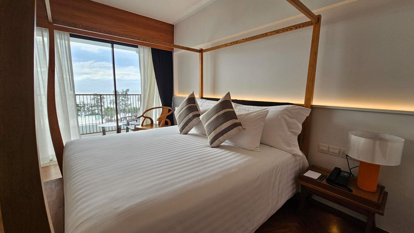 Patong-Beach-Room-28