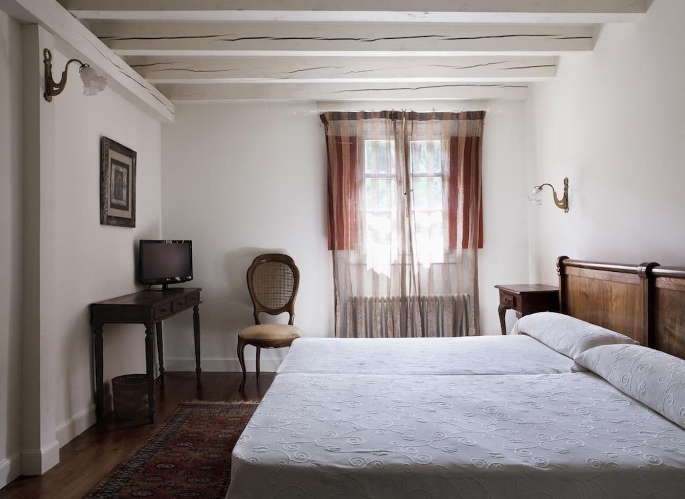 Hotel Iraragorri-Spain-GALDAKAO-Room-7